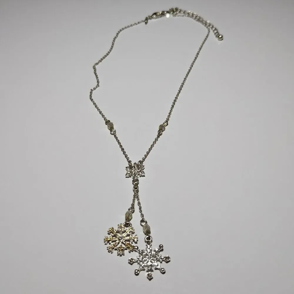 Vintage Avon Snowflakes Lavalier Necklace 18-21.5